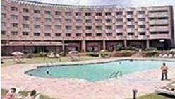 2: 00 pool