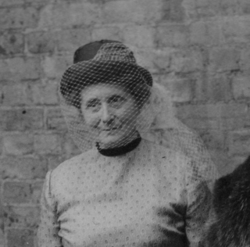 Eva A
              photo.jpg
