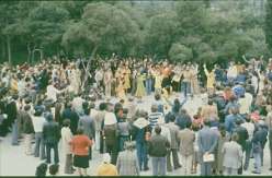 3: 3 Easter-worship-Athens
