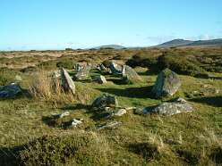 Bedd yr Afanc<br>26 Bedd yr Afanc

  

  Bedd yr Afanc Passage Grave