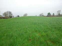 Crug Swllt<br>46 Crug Swllt

  

  Crug Swllt Round Barrow